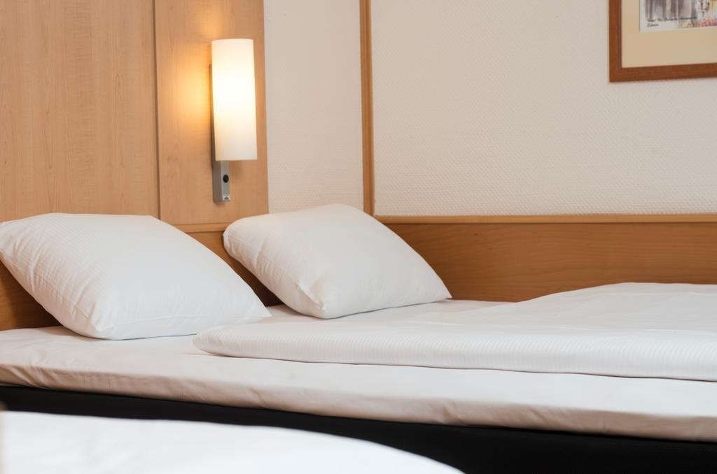 Ibis Hotel אייזנבאך חדר תמונה